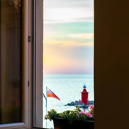 Apartment Sunset